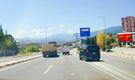 Trafiği tehlikeye düşüren araçlar kamerada