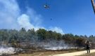 Komşuda orman yangınına helikopterle müdahale ediliyor