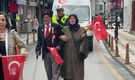 Gaziler yürüyüşünde yürekleri ısıtan görüntü
