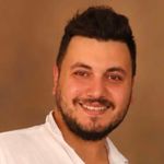 Elektrik arızasını onanırken akıma kapılan işçi öldü