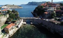 Amasra Kalesinde Hummalı Çalışma