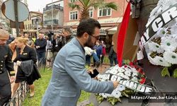 Rus Turistlerden Madenci Anıtına 41 Karanfil