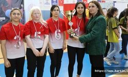 GoalBall'da Şampiyonlar Kupalarını Aldı