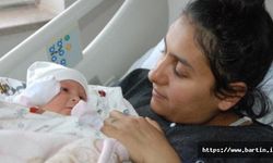 Depremzede Hataylı Ailenin Bebeği Bartın'da Doğdu