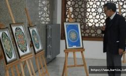 Emekli Müdür Eşsiz Eserlerini Depremzedelere Bağışladı