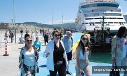 Rus Turistleri Demircan Karşıladı