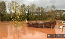 Irmak Yükseldi, İskele Sular Altında Kaldı