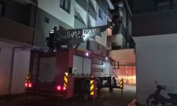 Uyuyan çocuk, itfaiye ve polisi harekete geçirdi