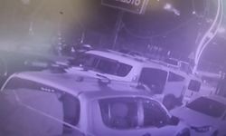 Motosiklet kaskı çalan şahıslar kamerada
