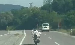 Motorcunun Canını Hiçe Saydığı Anlar Kamerada