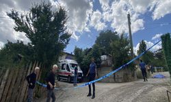 Yürürken düştü, başını asfalta çarpıp hayatını kaybetti