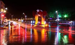 Kemerköprü Meydanı Yepyeni Görünüme Kavuşuyor