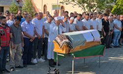 Eski kocası tarafından katledilen kadın dualarla defnedildi