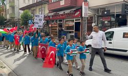 Kozcağız’da Minik Yüreklerden Filistin’e Destek Yürüyüşü