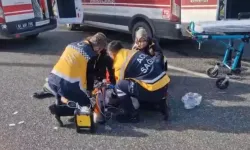 Yolun Karşısına Geçen Yayalara Araç Çarptı: 2 Ölü