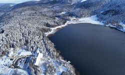 Karla kaplı Abant'ta eşsiz manzara