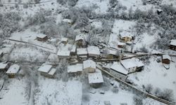 Bartın'da kar kalınlığı yer yer 1 metreyi aştı