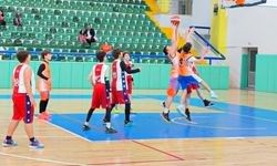 U14 Erkekler Basketbol Ligi Bartın’da Devam Ediyor