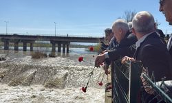 14 yıl önce köprü faciasında hayatını kaybedenler anıldı