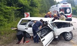 Bartın Yolunda Feci Kaza; Eşi Öldü, Sürücü Yoğun Bakımda