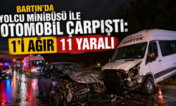 Bartın’da yolcu minibüsü ile otomobil çarpıştı: 11 yaralı