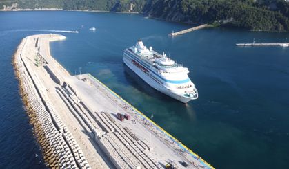 71'inci kez Amasra'ya gelen Astoria Grande dronla görüntülendi