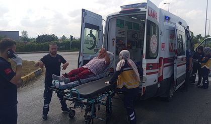 Hasta sevki yapan ambulans kazaya karıştı: 2 yaralı