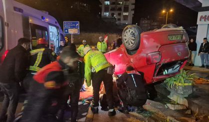 Dur ihtarına uymayan araç takla attı: 1’i ağır 3 yaralı