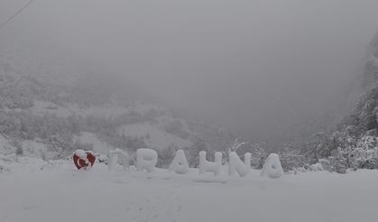 Bartın'da zirvelerde kar manzarası