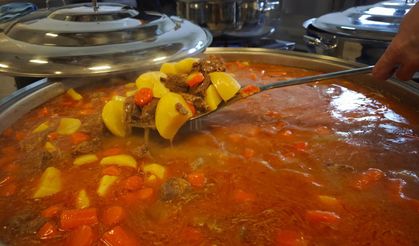 Aşevinden Ramazan’da 391 Vatandaşa Sıcak Yemek