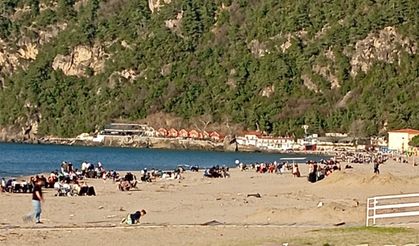 28 Derecede İnkumu Sahili Doldu Taştı