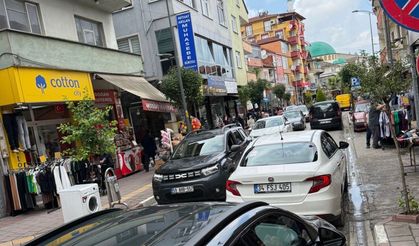 Bayram Arefesi Kozcağız’da Yoğunluk: Gurbetçiler Akın Etti