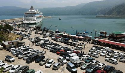 Turizm Sezonu Öncesi Amasra'da Otopark Bilmecesi