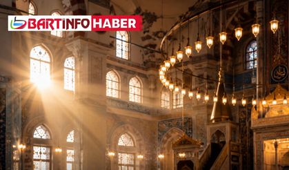 Bayram Namazı Saatleri Açıklandı! İşte İlçe İlçe Vakitler