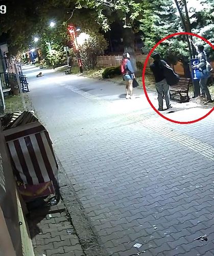 LED ışıkları söküp, 300 bin TL'lik zarar verdiler
