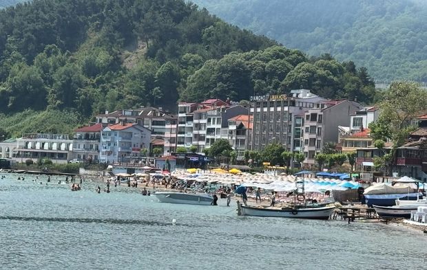 Bayramın tadını denizde çıkardılar