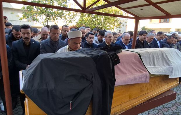 Onur Acar, dualarla son yolculuğuna uğurlandı