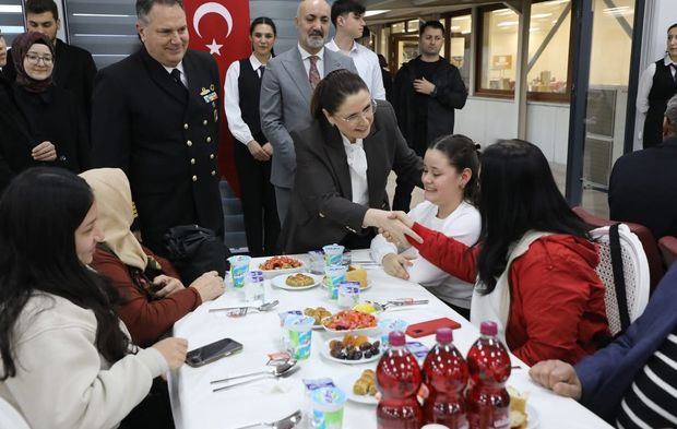 Bartın’da Ramazan’ın İlk Sofrası Şehit Aileleriyle