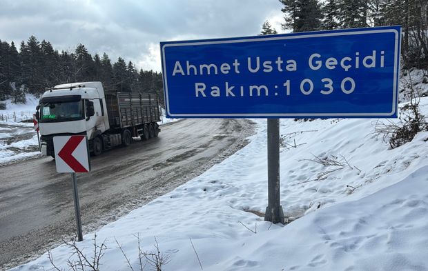 Ahmetusta Beyaza Büründü