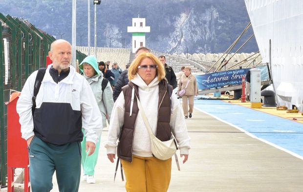 Amasra’ya 2026’nın İlk Rus Turistleri Geldi