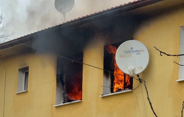 Afet Konutunda Sobadan Çıkan Yangın Evi Küle Çevirdi