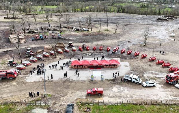 Bartın’da Köy Muhtarlarına 25 Yangın Tankeri Teslim Edildi