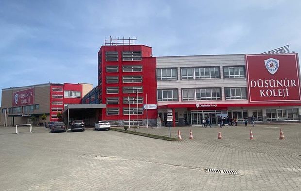 Düşünür Koleji, Akademik Başarıyı Sanat ve Sporla Taçlandırıyor