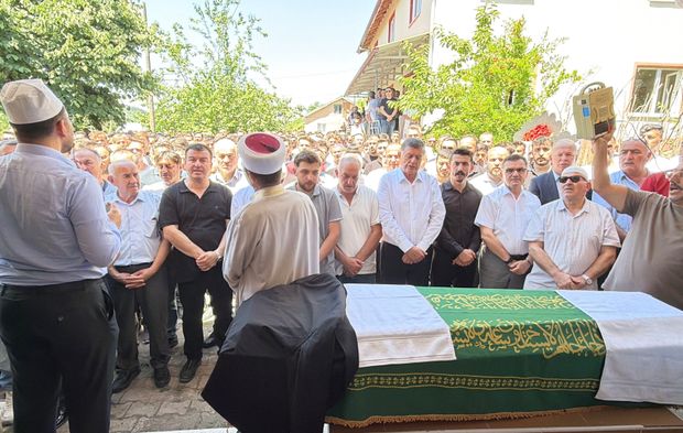 Madende Hayatını Kaybeden Mert Ali Dualarla Uğurlandı