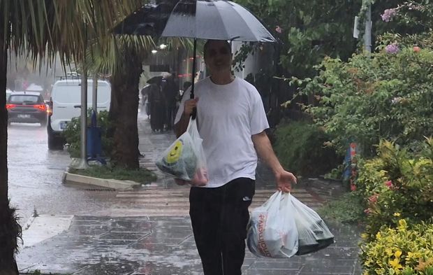 Bartın’da Sağanak Alarmı: Yollar Su İçinde Kaldı
