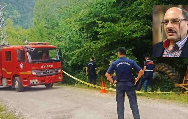 Devrilen Traktörün Altında Kalan Eski Müdür Kurtarılamadı