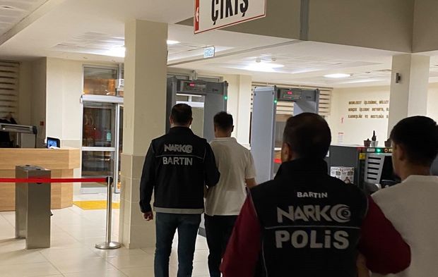 Bartın’daki Operasyonda 8 Şüpheliden 2’si Tutuklandı