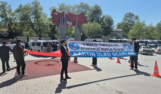 Bartın'da Türkçülük Günü Yürüyüşü