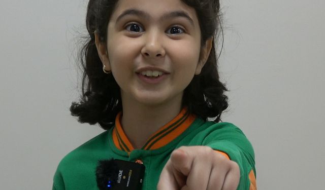 Minik Öğrencilerden Anneler Günü Kutlaması