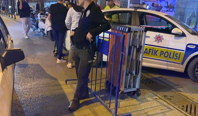 Caddede hareketli dakikalar; ehliyetini kaptırdı